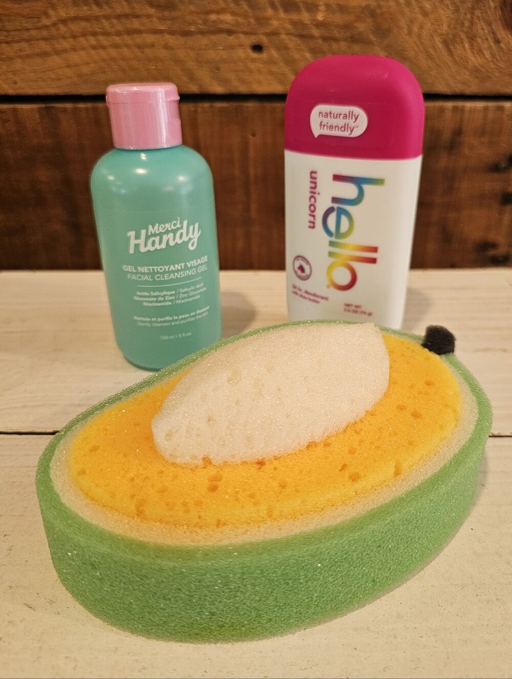 Daily Care Bundle: Facial Cleansing Gel, 24 Hr. Deodorant And Body Sponge